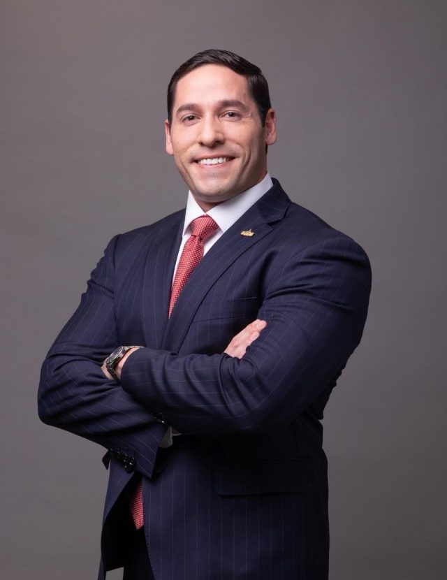 Com_. Ramirez