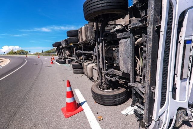 abogado-de-accidentes-de-camiones-de-18-ruedaddallas