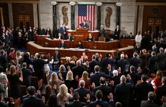 LULAC EN CONTRA DE PROYECTO DE LEY QUE AFECTA A INMIGRANTES LULAC en contra proyectos de ley contra inmigrantes. .