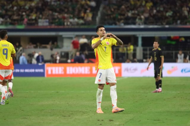 Lucho Diaz ante Mexico