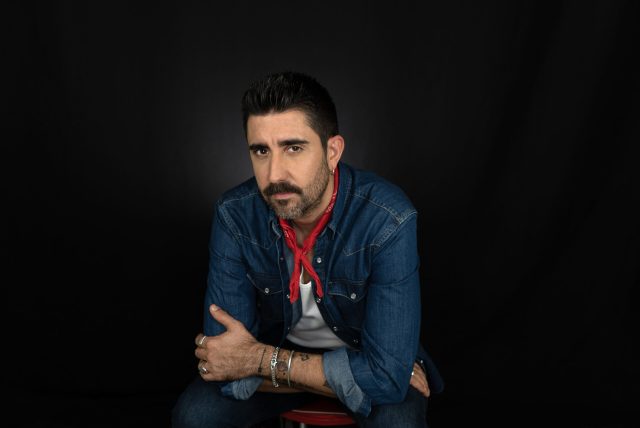 alexubago.02