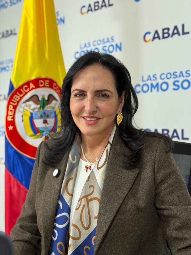 Maria Fernanda Cabal 1
