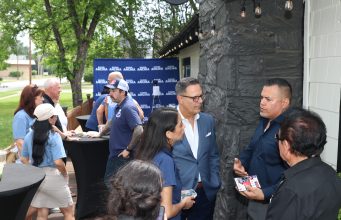 Diputado Rafael Anchia conectado con la Comunidad en el norte de Texas