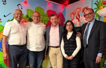 Alejandro Murcia Representante electo de colombianos en el Exterior y Cónsul de Colombia en Houston Andres Diez se reunieron para seguir impulsando oficina consular en Dallas