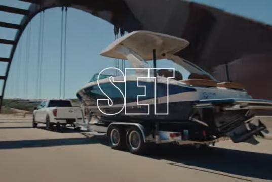 FORD celebra la pasión hispana por el fútbol con un homenaje a la familia y las tradiciones