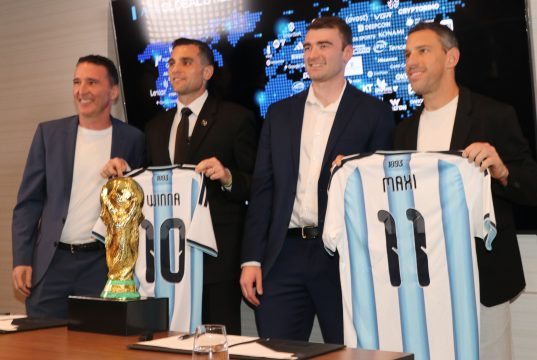 AFA Global Expansión – del futbol Argentina llego a Dallas para negocios en los Estados Unidos.