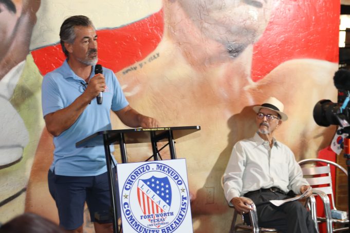 Reunión “Chorizo y Menudo” de LULAC 102 en nueva locación con casa llena en Fort Worth