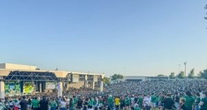 La afición mexicana convierte el FIFA Fan Festival de Dallas en un Estadio Azteca